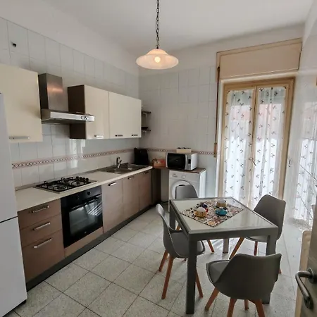 Daire Lisa House Grande Vicino Al Mare